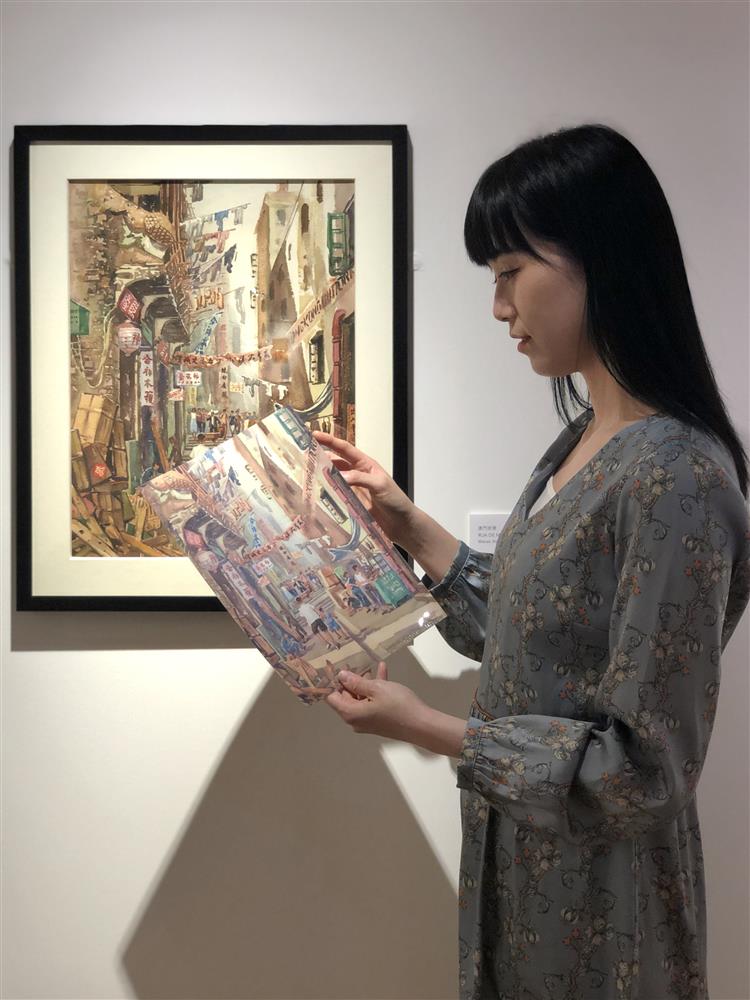 <p>是次展覽帶領觀眾展開一場時光倒流之旅,回顧小城昔日街巷風景及生活之美。藝術家們透過水彩作品,記錄心目中小城最美的一面。</p>