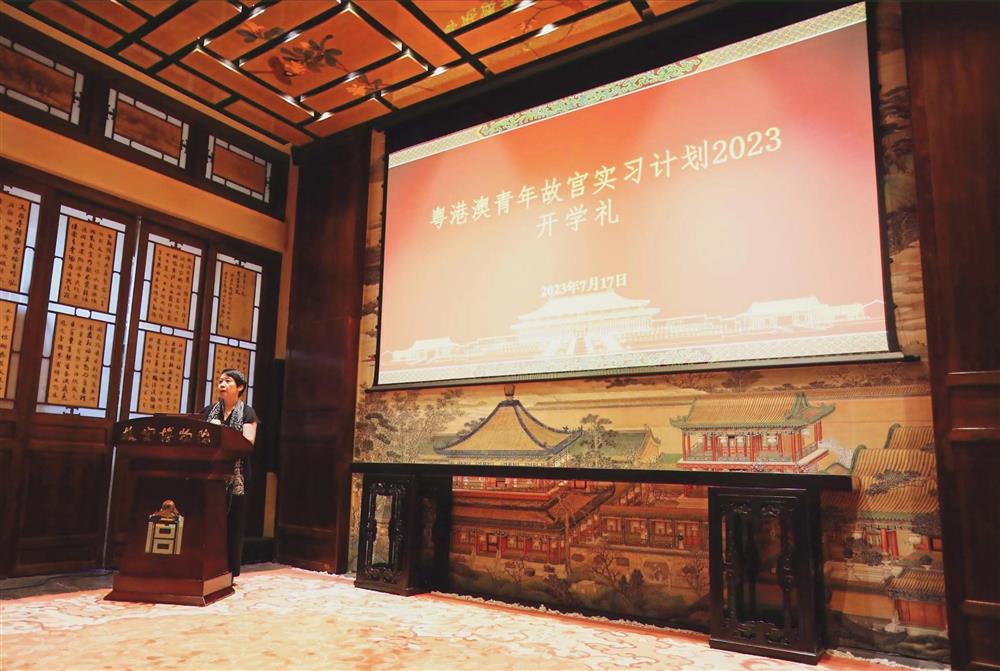 <p><span style="color: rgb(5, 5, 5); font-family: "Segoe UI Historic", "Segoe UI", Helvetica, Arial, sans-serif; font-size: 15px;">澳門特別行政區政府文化局局長梁惠敏期望澳門的實習生通過自己的體驗，成長為愛國愛澳的青年棟樑，說好中華文化之美的精彩故事。</span></p>
