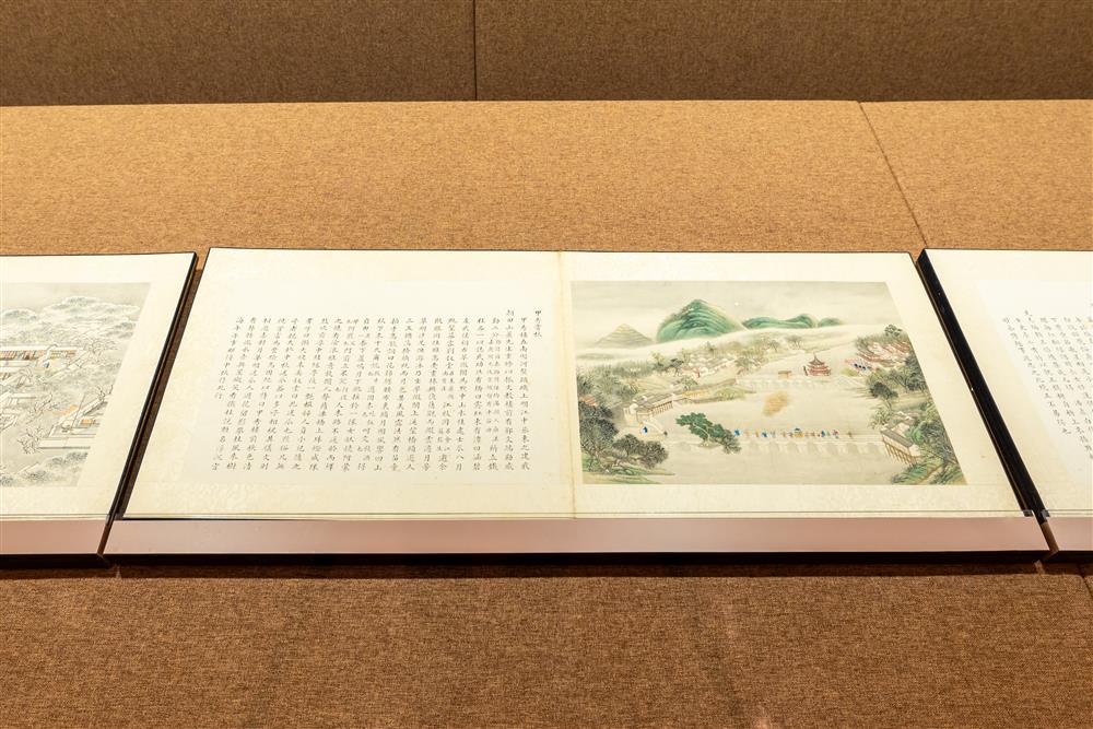 <p>鴻雪因緣圖記</p>
<p>汪英福、陳鑒、汪圻、麟慶</p>
<p>清(1644—1911)</p>
<p>紙本設色冊頁</p>
<p>縱24 釐米 橫31.8 釐米(每半開)</p>