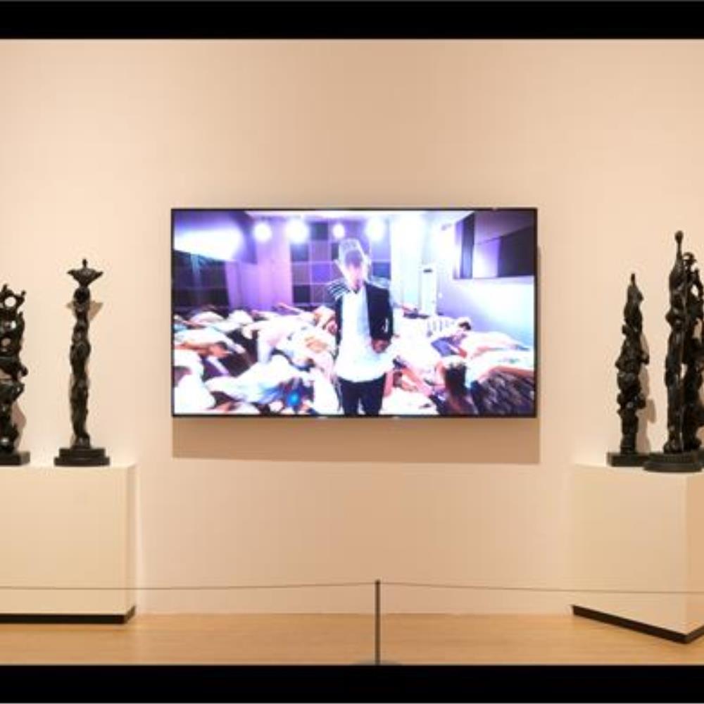 <div>《精神圖騰》系列</div>

<div>赫伯．亞柏特</div>

<div>青銅</div>

<div>作品由永利澳門有限公司提供<span style="white-space:pre"> </span></div>

<div> </div>

<div> </div>

<div> </div>

<div> </div>
