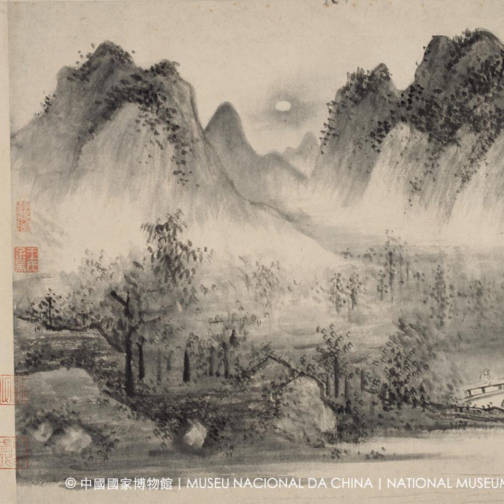 <p><strong>北京八景圖:盧溝曉月</strong></p>
<p>王紱</p>
<p>明永樂十二年(1414)</p>
<p>紙本水墨手卷</p>
<p>縱42.1釐米 橫2006.5釐米</p>
<p>**********</p>
<p>王紱, 擅畫竹石、山水。其墨竹挺秀瀟灑,稱“國朝第一手”。山水師法元人,為明代文人山水繪畫的開山人物。</p>
<p>此 《 北 京 八 景 圖 》 繪 於 王 紱 第 二 次 扈 從 明 成 祖 朱 棣 巡 狩 北京之後,是以所見之景為基礎進行創作的實景山水。通篇墨色濕潤淡雅,苔點繁密,古意盎然,是現存王紱作品中水準最高之作,代表了明初山水繪畫的面貌。</p>
<p>此卷為八幅圖景裱成一卷,各幅標題用篆書寫成,按照順序分別為:金臺夕照、太液晴波、瓊島春雲、玉泉垂虹、居庸疊翠、薊門煙樹、盧溝曉月和西山霽雪。清乾隆時,是卷收入內府,著錄於《石渠寶笈續編》。</p>